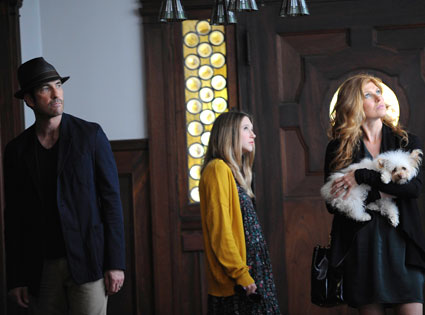 AMERICAN HORROR STORY, Dylan McDermott, Taissa Farmiga, Connie Britton AMERICAN HORROR STORY, Dylan McDermott, Taissa Farmiga, Connie Britton